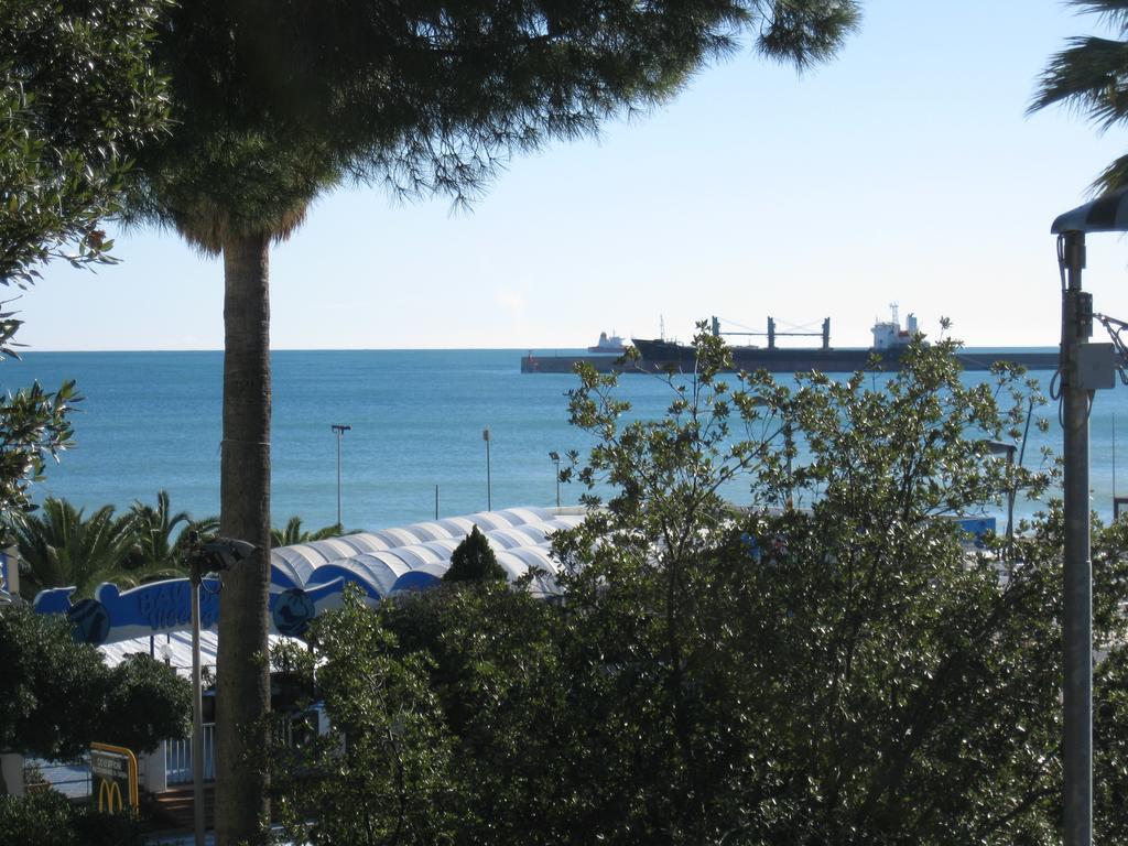 Hotel Acqua Marina Albissola Marina Esterno foto