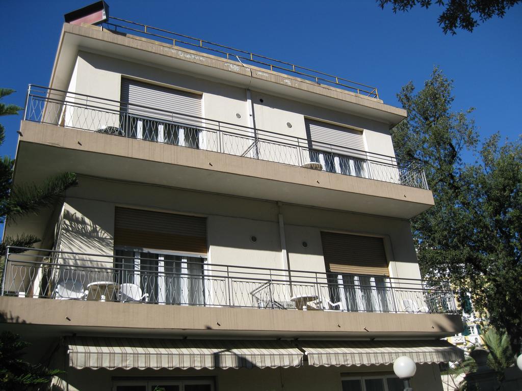 Hotel Acqua Marina Albissola Marina Esterno foto